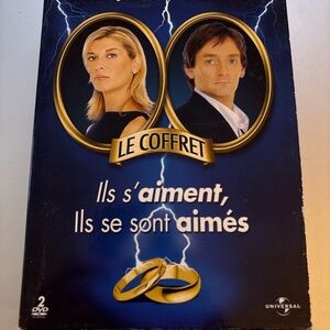 Ils S'aiment DVD Set with Dramatic Cover Art
